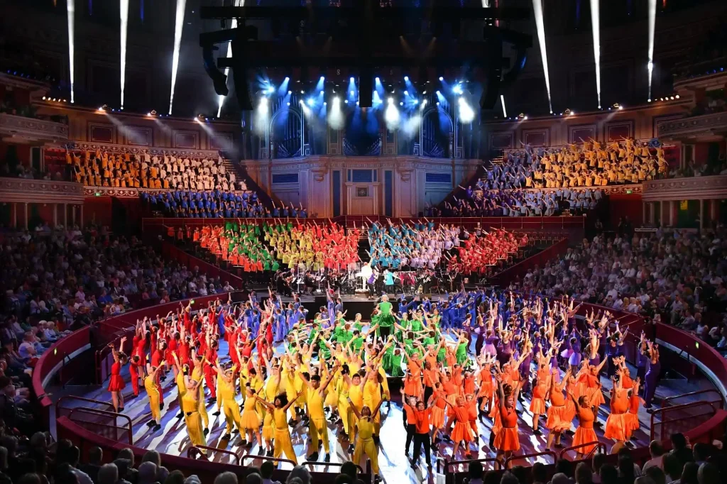 Book a Taster Session at Theatretrain Hitchin 5 theatretrain events move royal albert hall 2019 47A29E7E 11