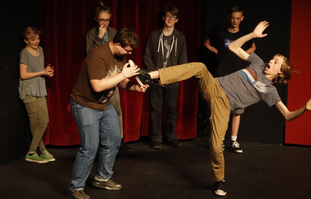 Elementor #21522 4 The Strange Thing About Hands